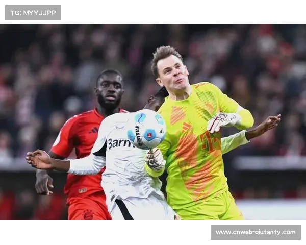 诺伊尔39岁高龄8次扑救当选MVP,拜仁门神诠释常青树传奇