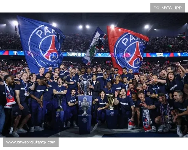 巴黎圣日耳曼青训后卫诺哈姆·卡马拉租借加盟里昂，合同含买断条款